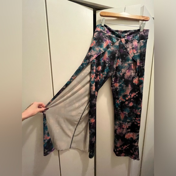 Onezie Pura Vida Flowy Split Leg Pants - Picture 5 of 12